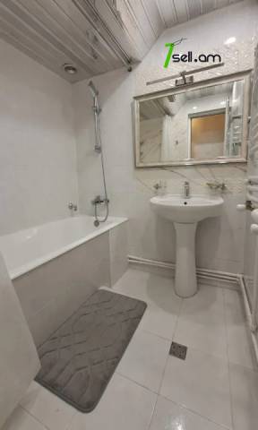 3 սենյականոց բնակարան Պարոնյան փողոցում, 100 քմ, 5/9 հարկ, եվրովերանորոգված