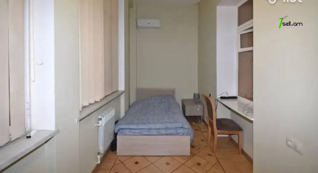 4 սենյականոց բնակարան Մոսկովյան փողոցում, 91 ք.մ., բարձր առաստաղներ, 2/5 հարկ, կապիտալ վերանորոգված