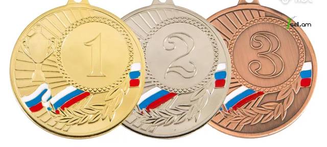 Մեդալներ, գավաթներ, մեծ տեսականի մեծածաղ кубки медали