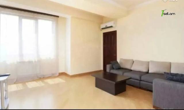 3 սենյականոց բնակարան նորակառույց շենքում Մաշտոցի պողոտայում, 88 քմ, 9/14 հարկ, բարձր առաստաղներ