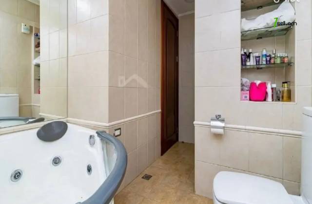 4 սենյականոց բնակարան Մոսկովյան փողոցում, 150 ք.մ., 2 սանհանգույց, 2/8 հարկ, եվրովերանորոգված