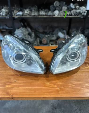 Mercedes-Benz B180 2011թ Առջևի քսենոն լուսարձակներ, օրիգինալ
