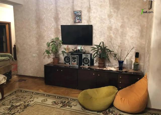 3 սենյականոց բնակարան Զորավար Անդրանիկի փողոցում, 82 քմ, կոսմետիկ վերանորոգում
