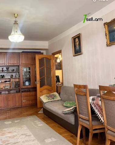 3 սենյականոց բնակարան, Հովհաննիսյան թաղամաս, 79 քմ