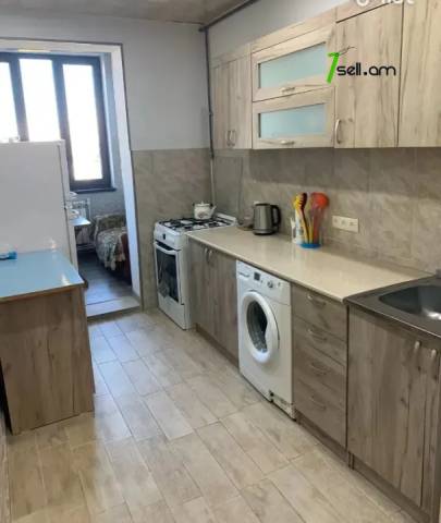 4 սենյականոց բնակարան Մոլդովական փողոցում, 79 քմ, 3/9 հարկ, կապիտալ վերանորոգված