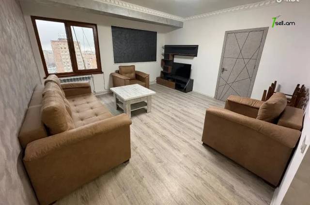 4 սենյականոց բնակարան Օհանովի փողոցում, 82 ք.մ., 11/14 հարկ, կապիտալ վերանորոգված