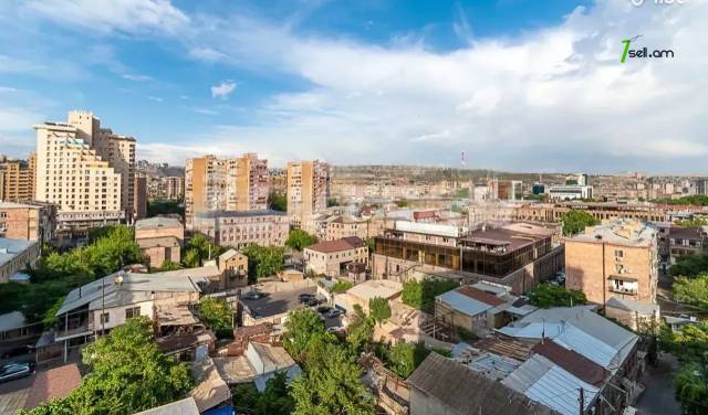 3 սենյականոց բնակարան նորակառույց շենքում Պարոնյան փողոցում, 101 քմ, 8/11 հարկ, բարձր առաստաղներ