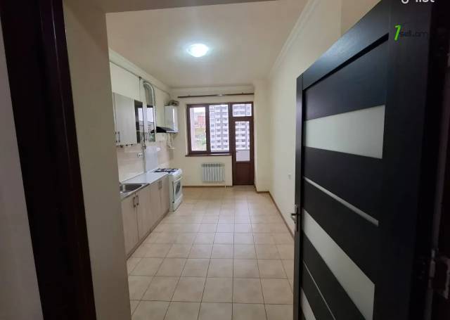 2 սենյականոց բնակարան նորակառույց շենքում Պարույր Սևակի փողոցում, 83 քմ, 8/14 հարկ, բարձր առաստաղներ