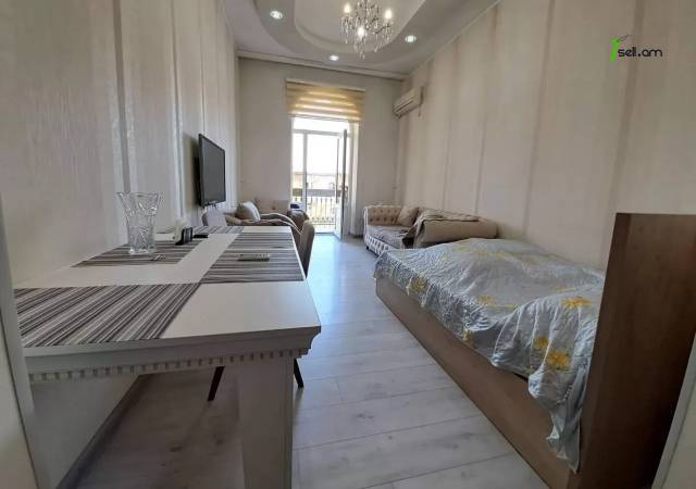 3 սենյականոց բնակարան Տիգրան Մեծի պողոտայում, 65 ք.մ., նախավերջին հարկ, կապիտալ վերանորոգված