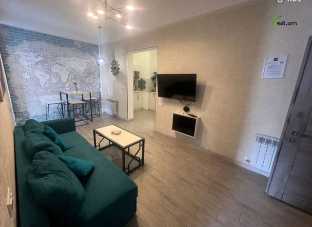 3 սենյականոց բնակարան նորակառույց շենքում Եկմալյան փողոցում, 55 քմ, 8/11 հարկ, բարձր առաստաղներ