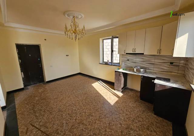 Մեկ հարկանի քարե տուն Մաշտոցի փողոցում Մուսալեռում, 160 ք.մ., կապիտալ վերանորոգված