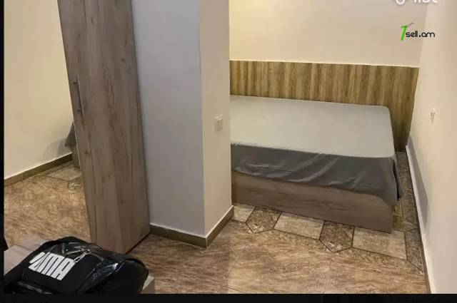 2 սենյականոց բնակարան Արաբկիրի 37-րդ փողոցում, 42 քմ, 1/5 հարկ, եվրովերանորոգված, քարե շենք