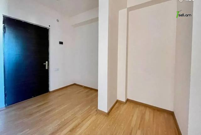 2 սենյականոց բնակարան նորակառույց շենքում Շինարարների փողոցում, 70 քմ, 11/14 հարկ