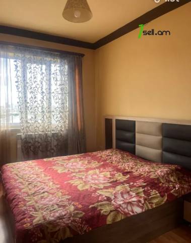 3 սենյականոց բնակարան, Ավան-Առինջ 2-րդ միկրոշրջան, 77 քմ, նախավերջին հարկ, եվրովերանորոգված