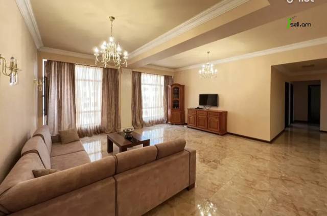 4 սենյականոց բնակարան նորակառույց շենքում Հյուսիսային պողոտայում, 160 ք.մ., 3+ սանհանգույց