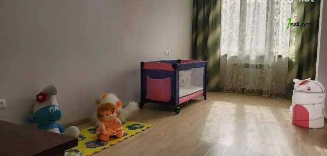 4 սենյականոց բնակարան նորակառույց շենքում Նիկողայոս Ադոնցի փողոցում, 124 ք.մ., 2 սանհանգույց