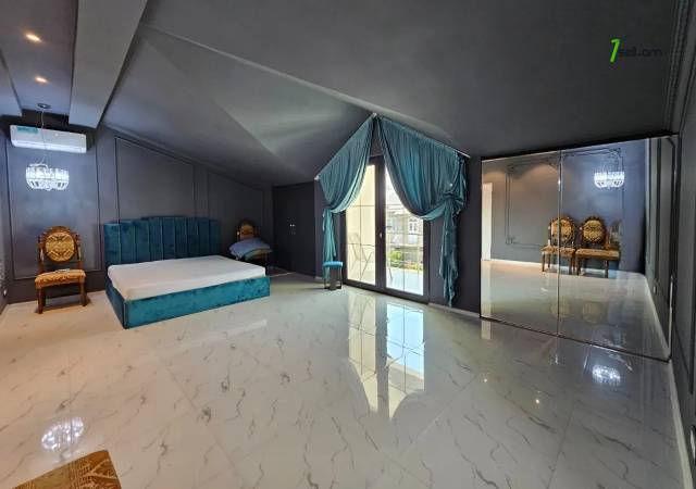 Երկու հարկանի քարե տուն Էրեբունու փողոցում Էրեբունիում, 500 ք.մ., 2 սանհանգույց