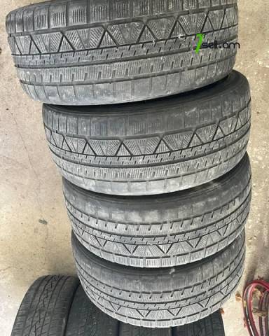 Vitour 4 haat Ձմեռային անվադողեր, 245/45 R19