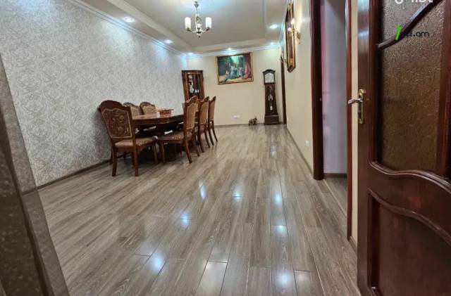 Մեկ հարկանի քարե տուն Ավանի 8-րդ փողոցում Ավանում, 110 քմ, դիզայներական ոճով վերանորոգված