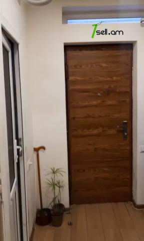 Երկու հարկանի քարե տուն Մոսկովյան փողոցում կենտրոնում, 60 ք.մ., կապիտալ վերանորոգված