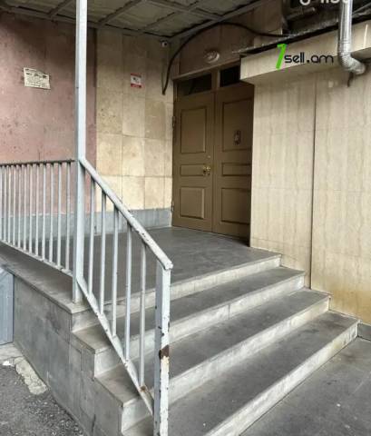 3 սենյականոց բնակարան նորակառույց շենքում Գյուլբենկյան փողոցում, 120 քմ, 8/12 հարկ, բարձր առաստաղներ