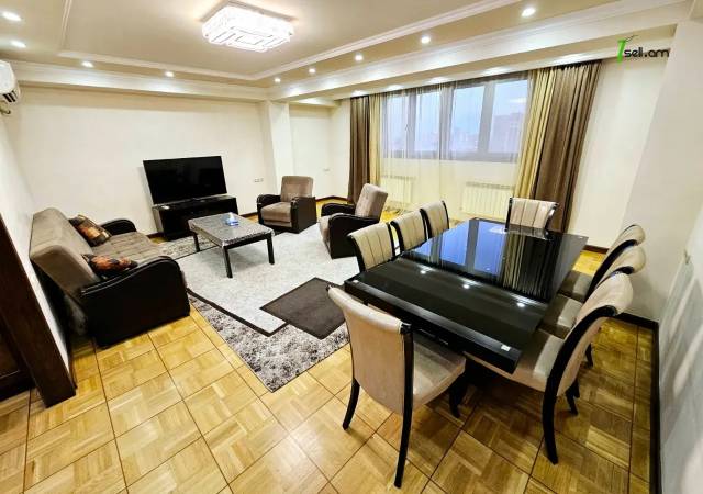 4 սենյականոց բնակարան Ամիրյան փողոցում, 130 ք.մ., նախավերջին հարկ, 2 սանհանգույց