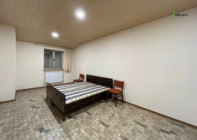 2 սենյականոց բնակարան նորակառույց շենքում, 5-я улица Авана, 75 ք.մ., բարձր առաստաղներ, 2/2 հարկ