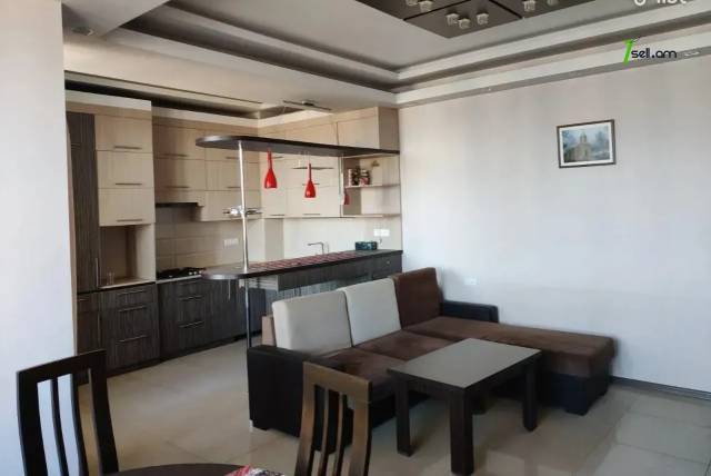 3 սենյականոց բնակարան նորակառույց շենքում Կոմիտասի պողոտայում, 78 քմ, 13/16 հարկ, բարձր առաստաղներ