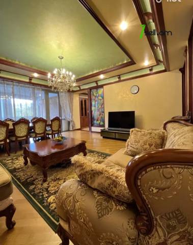 Ընդարձակ 6 սենյականոց բնակարան նորակառույց շենքում, Buzand St, 350 ք.մ., 3+ սանհանգույց