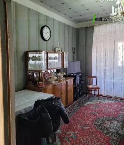 3 սենյականոց բնակարան Կոմիտասի պողոտայում, 95 քմ, նախավերջին հարկ, բարձր առաստաղներ