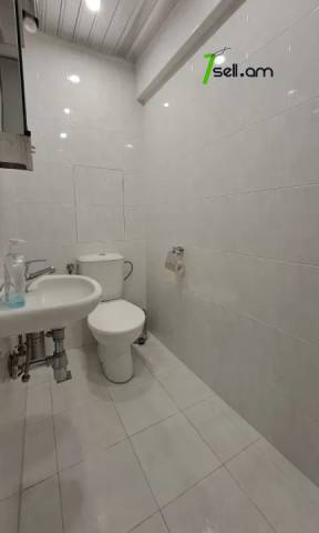 3 սենյականոց բնակարան Պարոնյան փողոցում, 100 քմ, 5/9 հարկ, եվրովերանորոգված