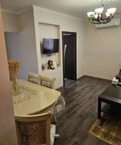 2 սենյականոց բնակարան Խաղաղ Դոնի փողոցում, 40 քմ, կապիտալ վերանորոգված