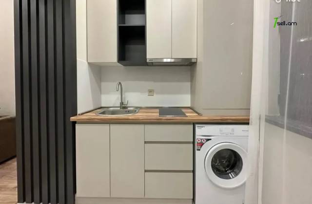 2 սենյականոց բնակարան Խանջյան փողոցում, 39 ք.մ., դիզայներական ոճով վերանորոգված, քարե շենք