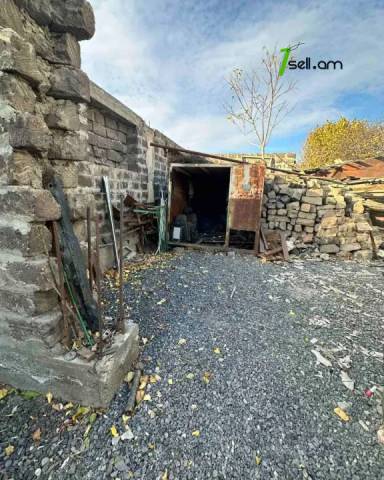 Երկու հարկանի քարե տուն Հովնաթանի փողոցում Մալաթիա Սեբաստիայում, 405 ք.մ., 3+ սանհանգույց