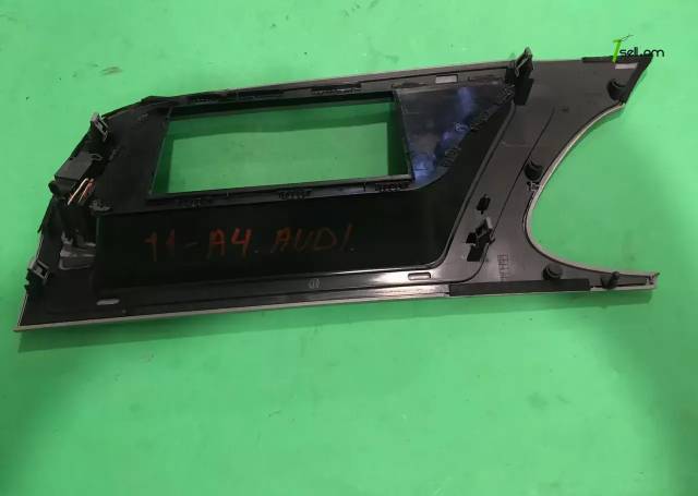 Audi A4, մոնիտոր, monitor