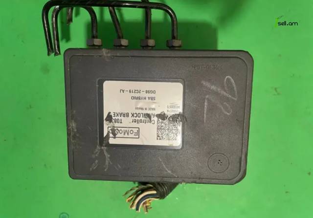 Fusion 2013-2016 ABS բլոկ