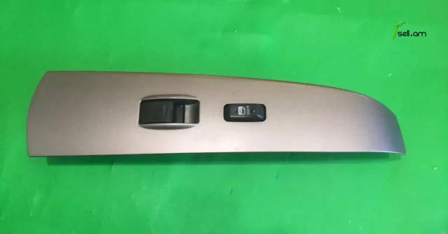 Prius 2004-2009 ապակիների կառավարման բլոկ