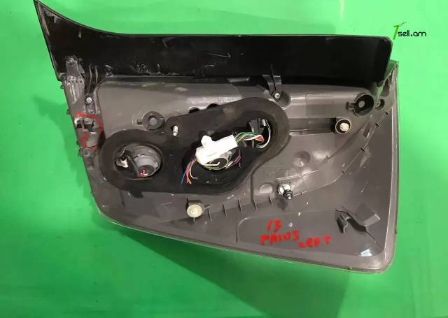 Prius 2010-2015 stop, ստոպ