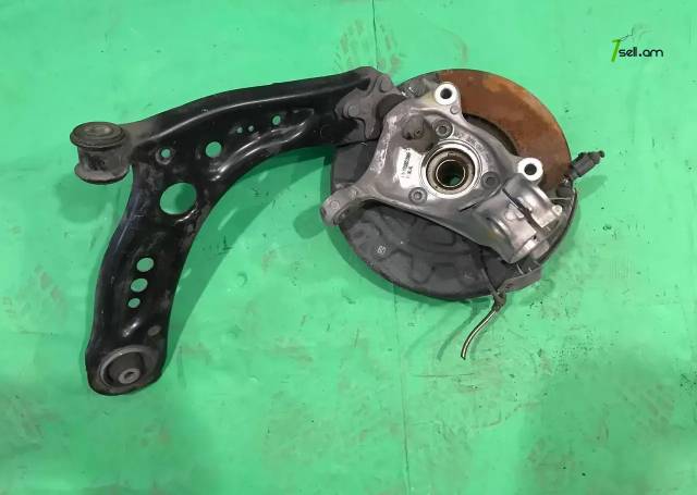 Audi A3 12-15 կուլակ, ցապկա