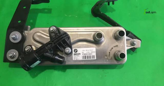 BMW F01, F10, N55 կառոպկի յուղի ռաձիատօռ, ռաձիատոռ