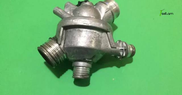 BMW termostat