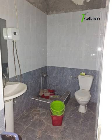 Բազմաֆունկցիոնալ գույք Մոլդովական փողոցում Նոր Նորքում, 175 քմ