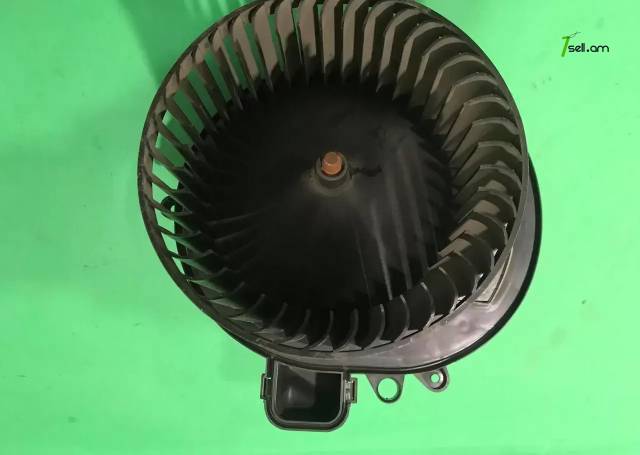 BMW F20, F30, փեջի վինտիլատոռ, վինտիլատօռ