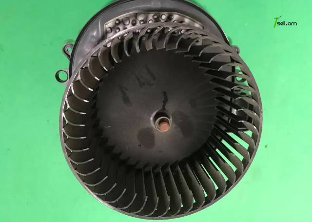BMW F20, F30, փեջի վինտիլատոռ, վինտիլատօռ