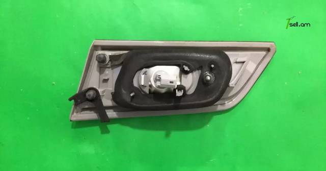 Camry 2012-2014 բագաժնիկի ստոպ