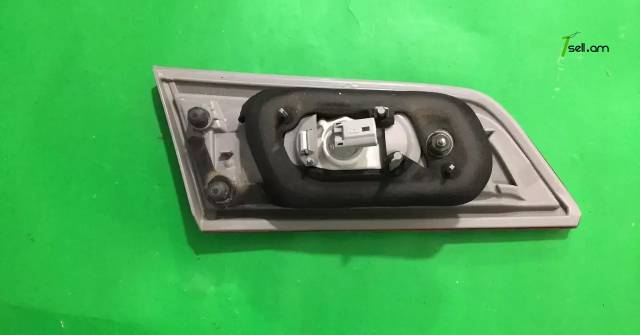 Camry 2012-2014 բագաժնիկի ստոպ