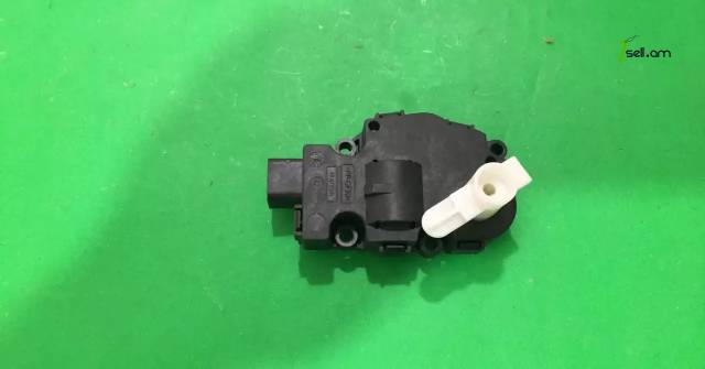 Mercedes փեջի զասլոնկի մատոռ