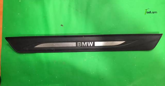BMW F10, F11, պադնոշկի պադմոշկի նակլադկա