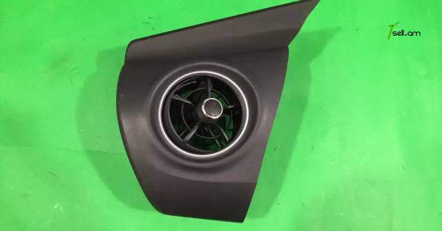Toyota Corolla 2017-2019 փեջի ռեշոտկա