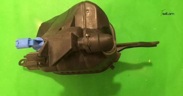 BMW F10, F01, F02 ռաշիրիտելնի բաչոկ